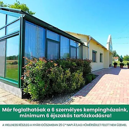 Bed & Breakfast Szarszo Panzio Balatonszarszo