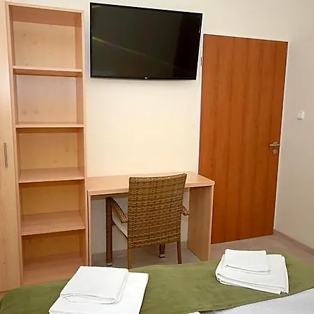 Bed & Breakfast Szárszó Panzió Balatonszarszo