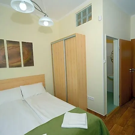 Szárszó Panzió Bed & Breakfast