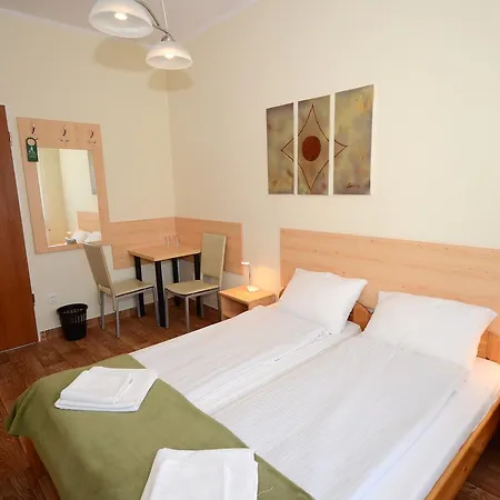 Szarszo Panzio 3*