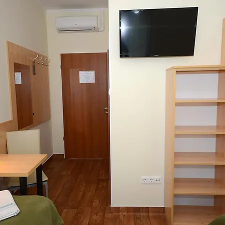 Szarszo Panzio B&B 발라톤사르소