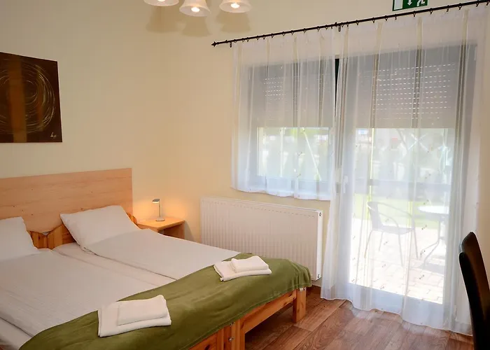 B&B Szarszo Panzio 4*