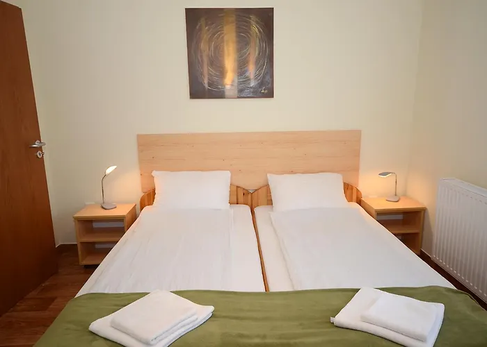 Szárszó Panzió 4* Balatonszarszo