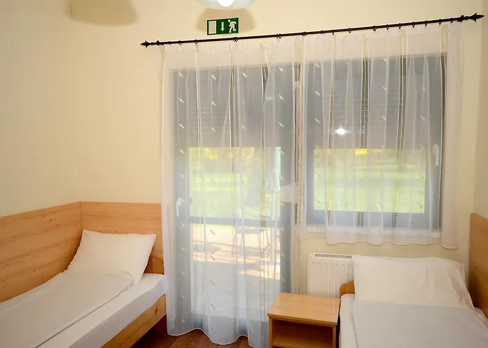 Szárszó Panzió 4* Balatonszarszo